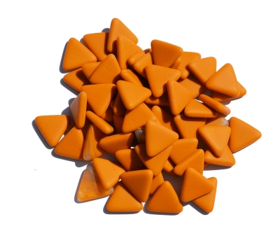 skleněné kamínky k mozaice - trojúhelníček (karamel)