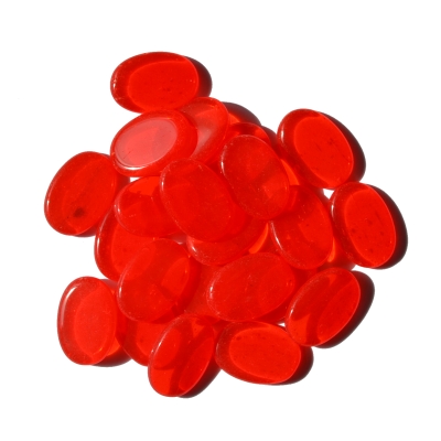 skleněné kamínky k mozaice - oválek ( červená sv) t